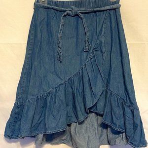 BEAUTIFUL !  Zara Girls~Casual Collection Blue Denim Skirt with Belt ~ Size 9